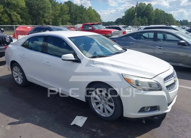 2013 Chevrolet Malibu photo