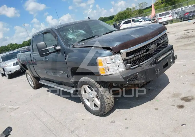 2013 Chevrolet Silverado photo