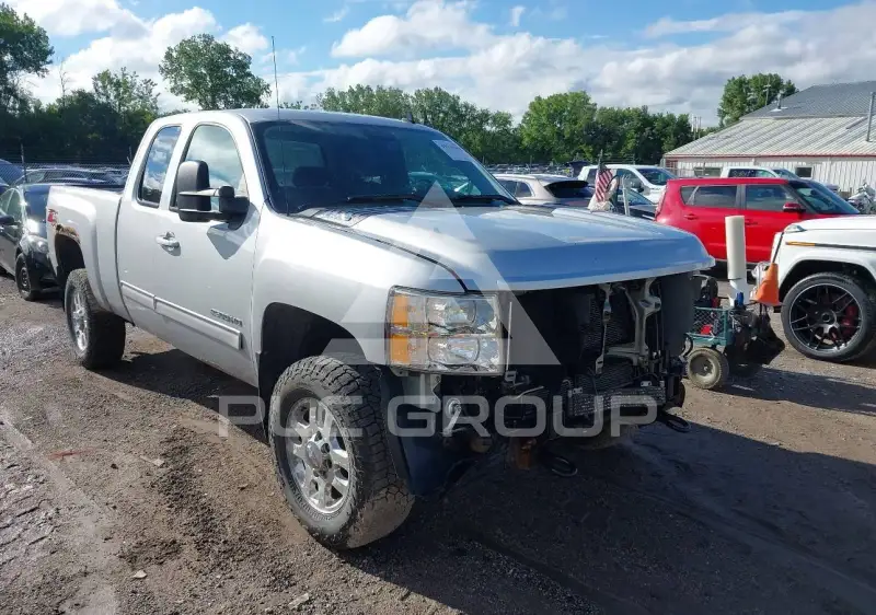 2013 Chevrolet Silverado photo
