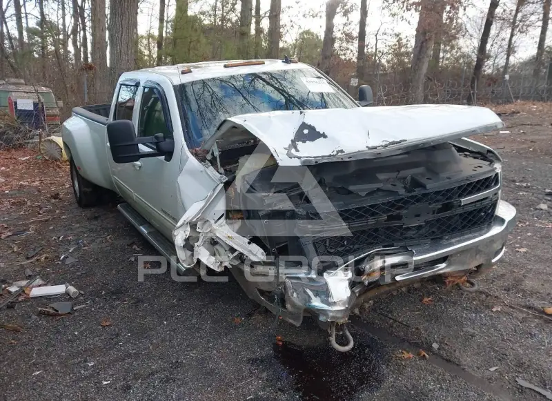 2013 Chevrolet Silverado photo
