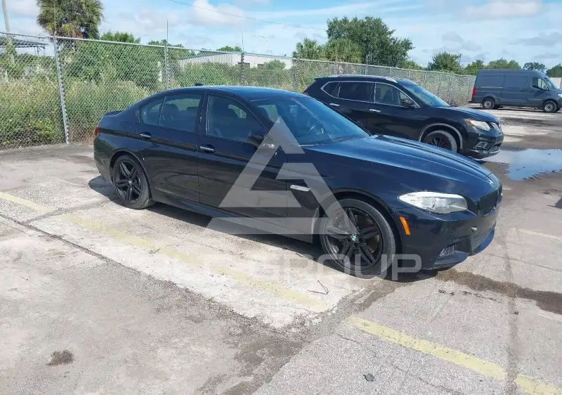 2013 BMW 550 фото