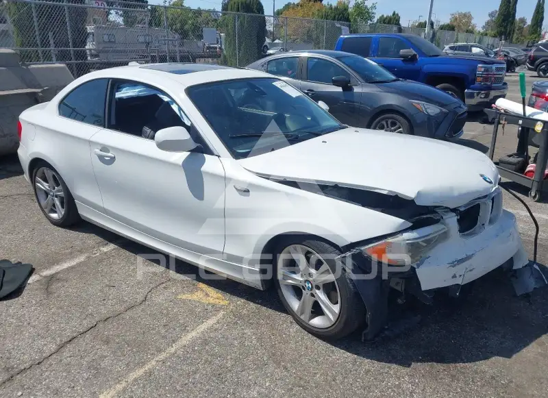 2013 BMW 128 фото