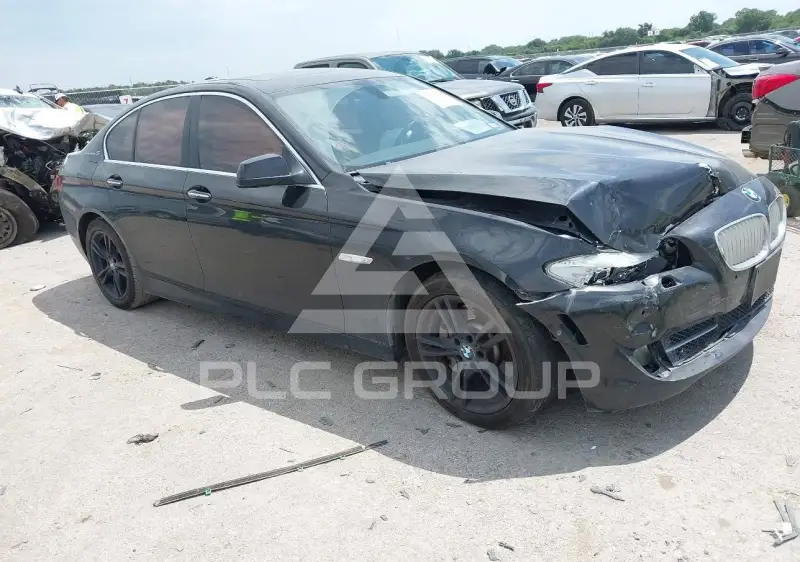 2013 BMW 530 фото