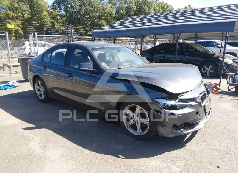 2013 BMW 330 photo
