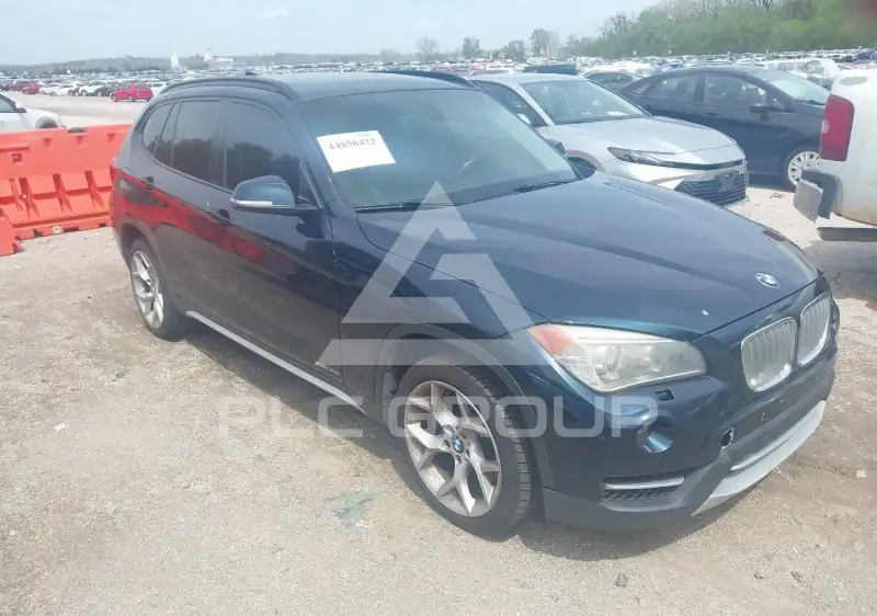 2013 BMW X1 photo