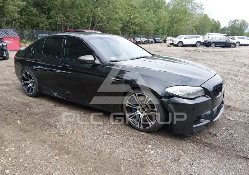 2013 BMW M5 фото