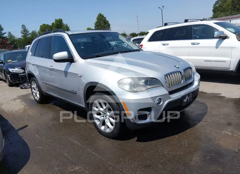 2013 BMW X5 фото