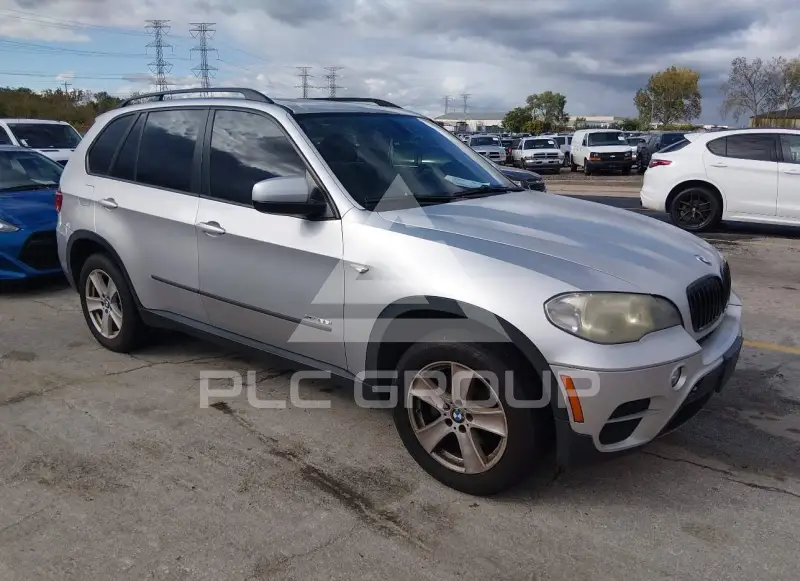 2013 BMW X5 фото