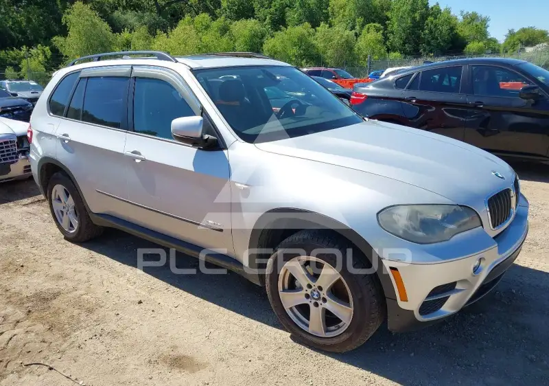 2013 BMW X5 фото