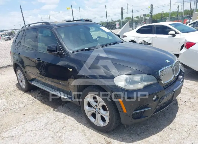 2013 BMW X5 фото