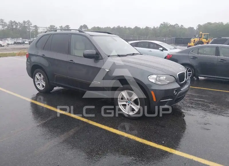 2013 BMW X5 фото