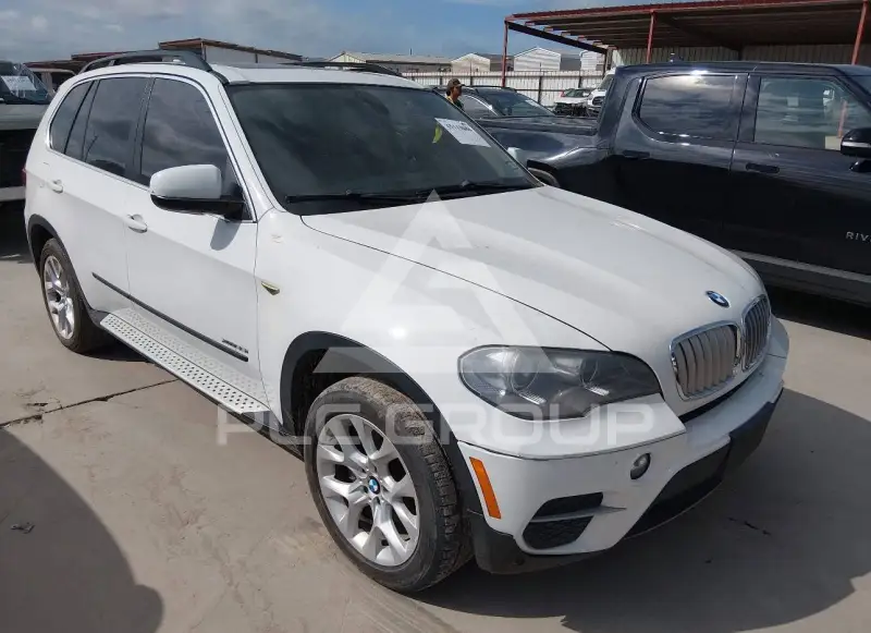 2013 BMW X5 фото