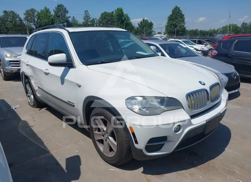 2013 BMW X5 фото