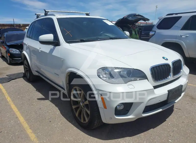 2013 BMW X5 фото