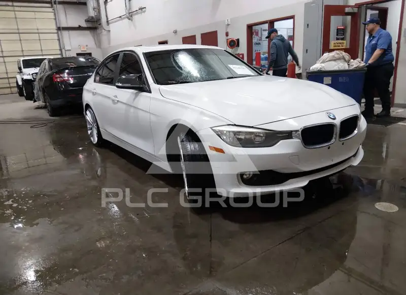 2013 BMW 328 photo