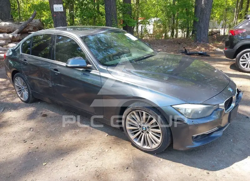 2013 BMW 328 photo