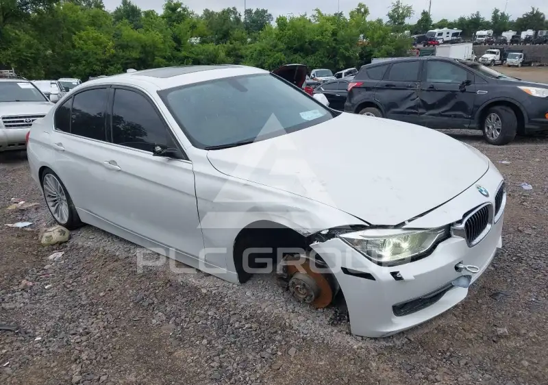 2013 BMW 328 photo