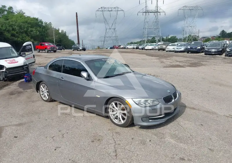 2013 BMW 328 photo
