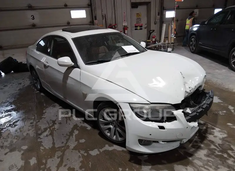 2013 BMW 328 photo