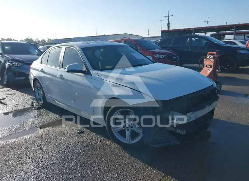 2013 BMW 320 фото