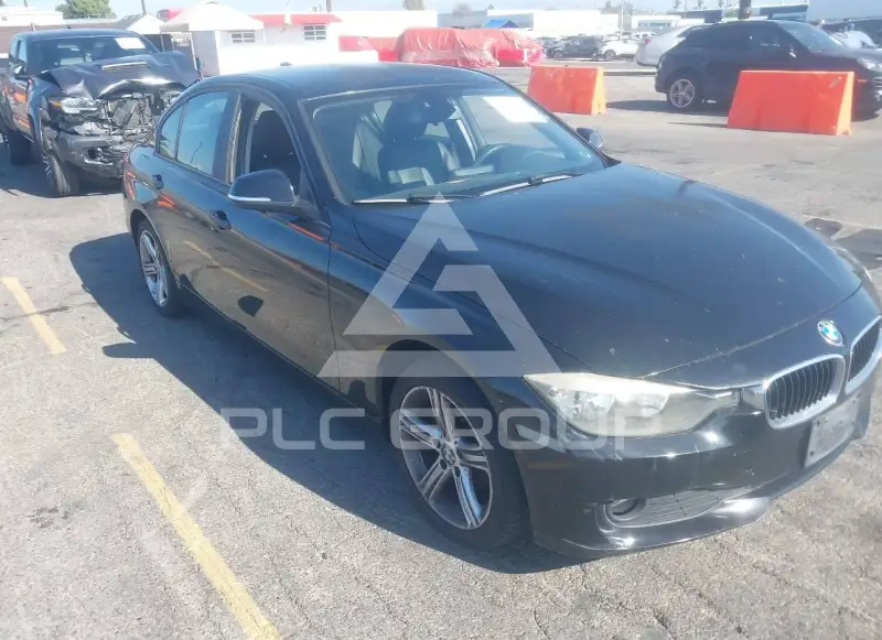 2013 BMW 320 фото