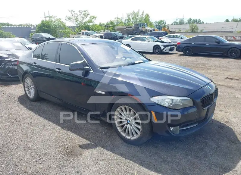 2013 BMW 535 фото