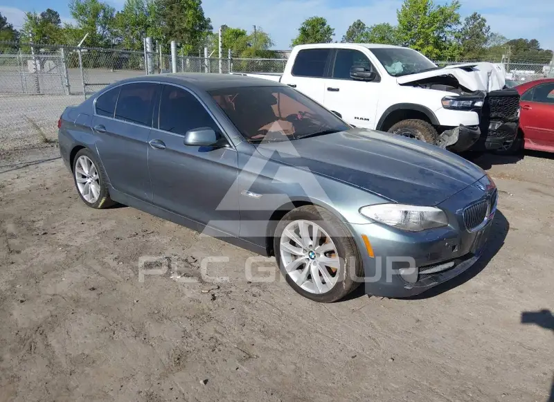 2013 BMW 535 фото