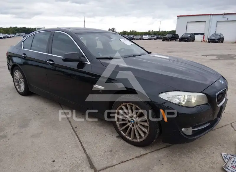 2013 BMW 535 фото