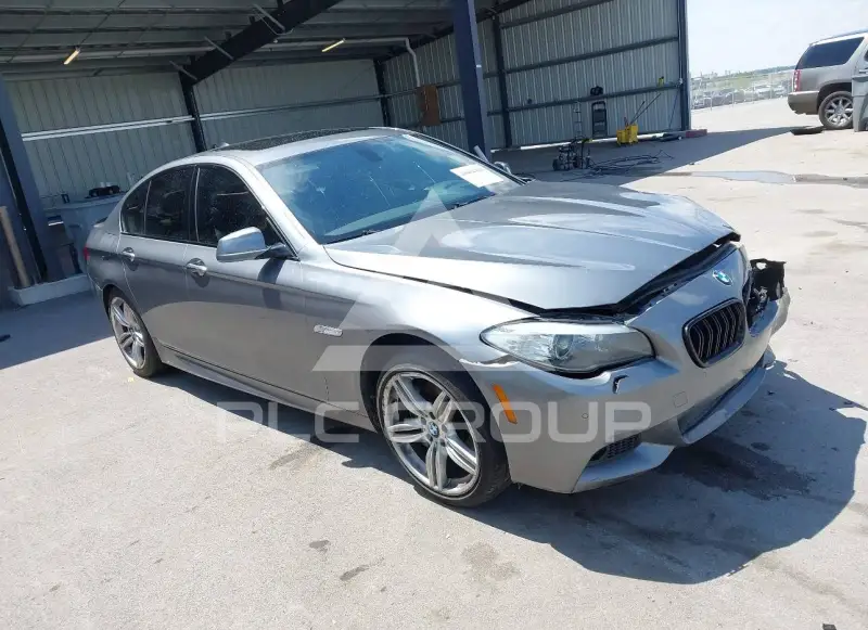 2013 BMW 535 photo