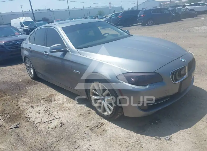2013 BMW 535 фото