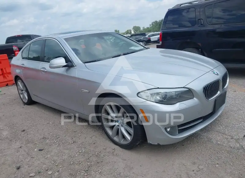 2013 BMW 535 фото