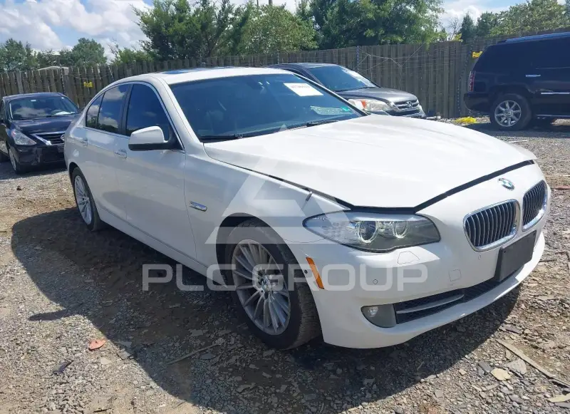 2013 BMW 535 photo