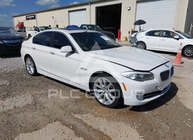 2013 BMW 528 фото