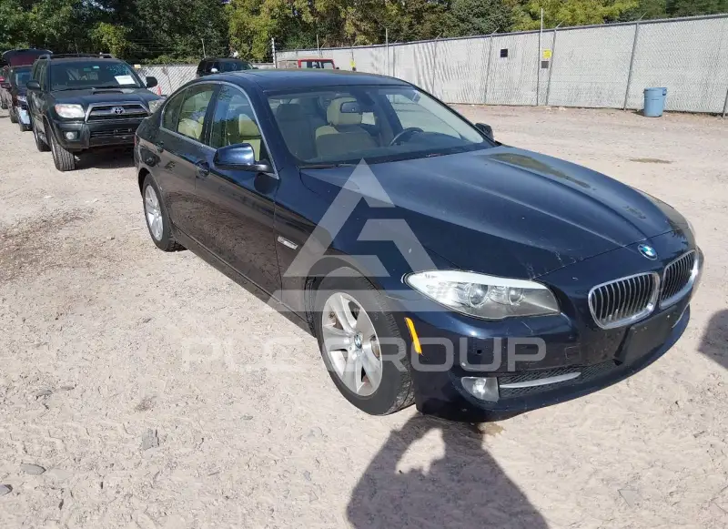 2013 BMW 528 фото