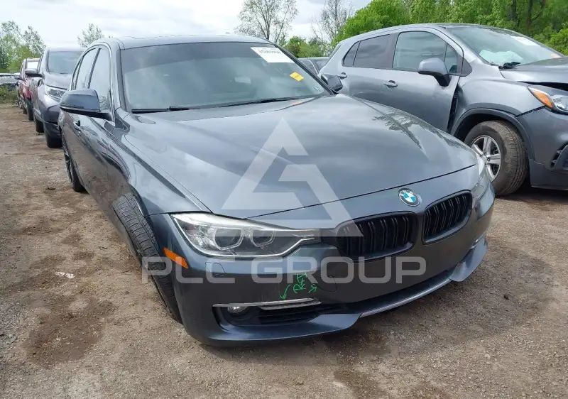 2013 BMW 335 photo