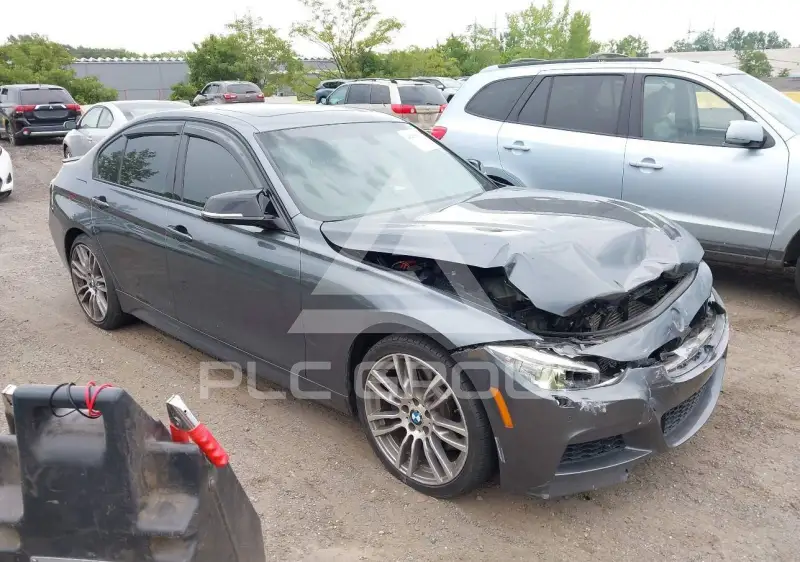 2013 BMW 335 фото