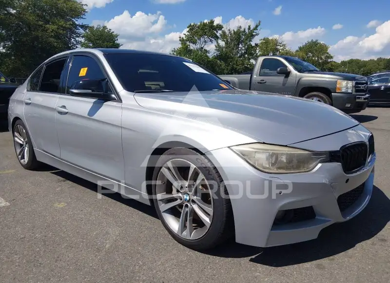 2013 BMW 335 photo