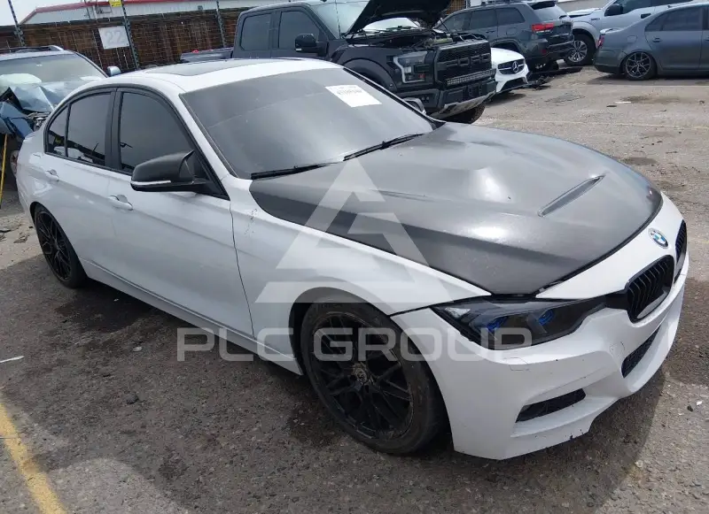 2013 BMW 335 фото
