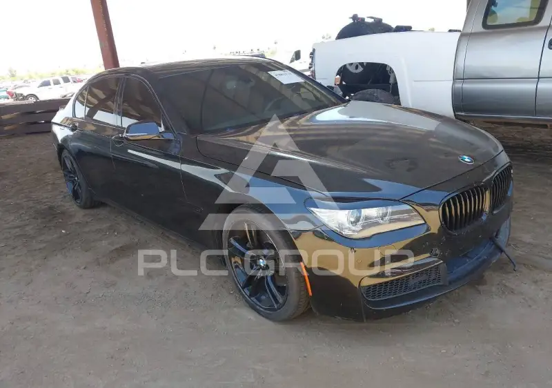 2013 BMW 740 фото