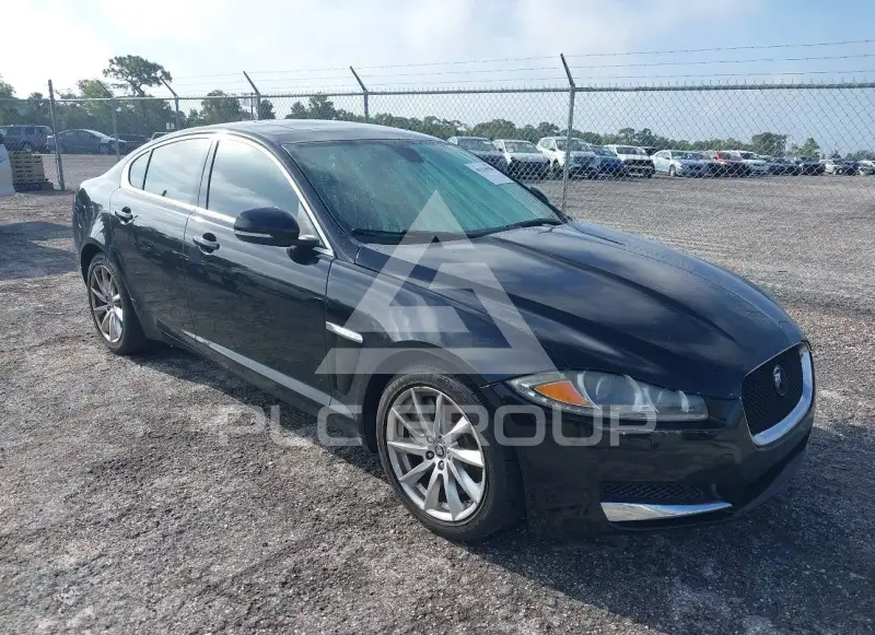 2013 Jaguar XF photo