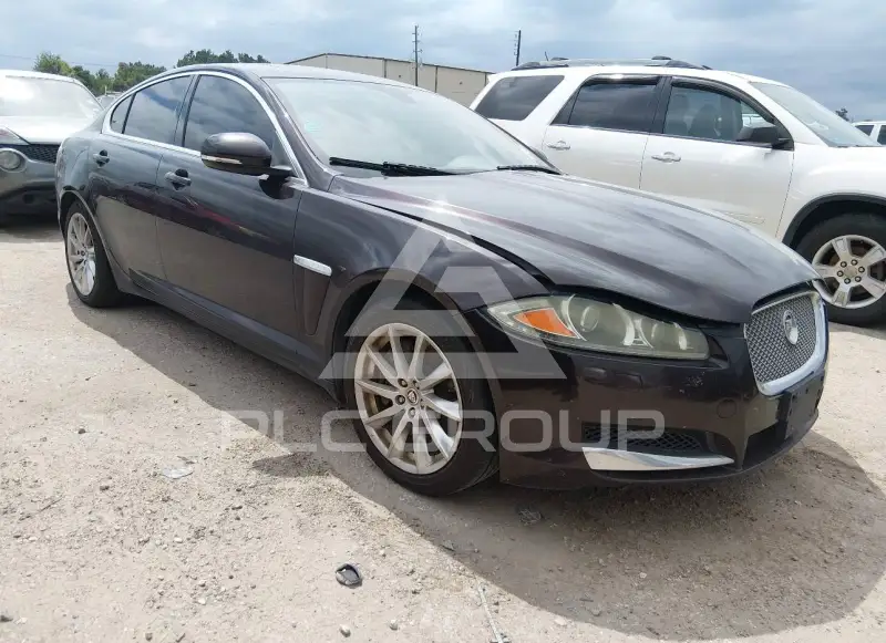 2013 Jaguar XF фото