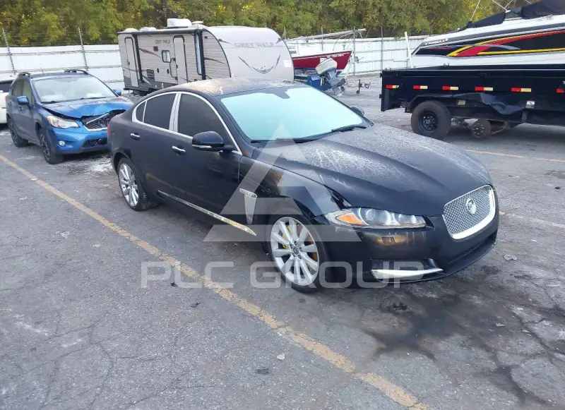 2013 Jaguar XF photo