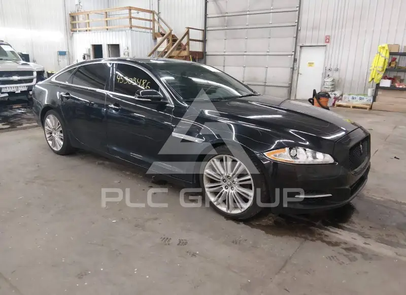 2013 Jaguar XJ фото