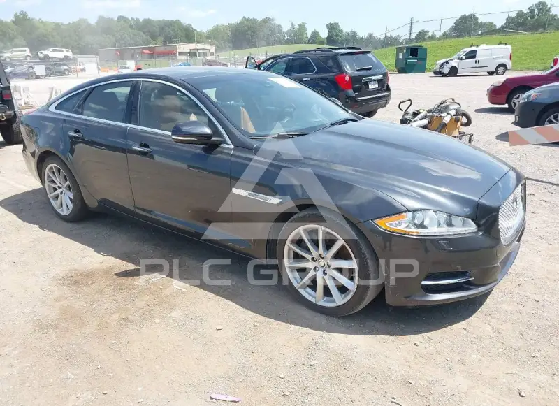 2013 Jaguar XJ фото