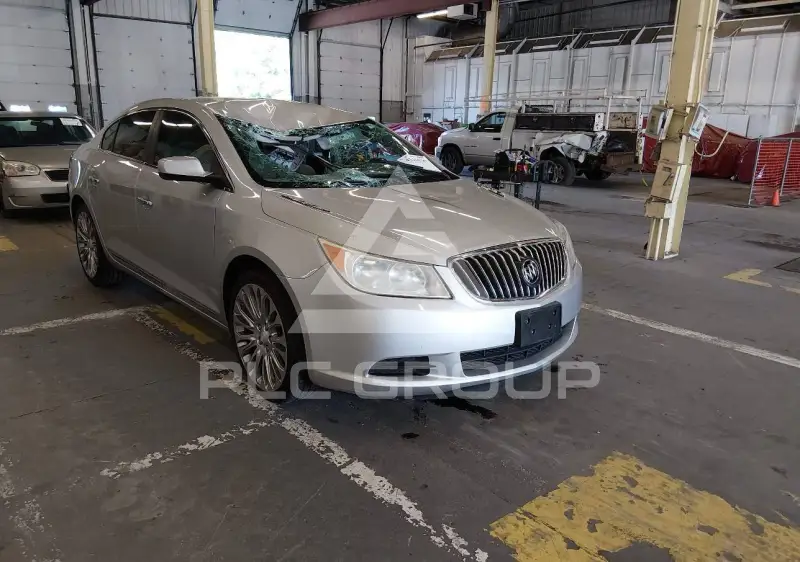2013 Buick LACROSSE photo
