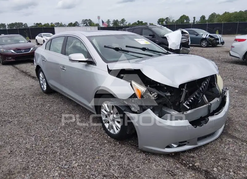 2013 Buick LACROSSE photo