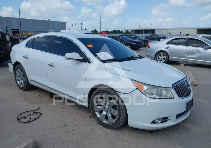 2013 Buick LACROSSE photo