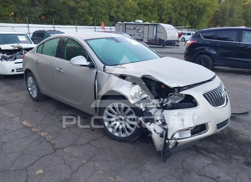 2013 Buick REGAL photo