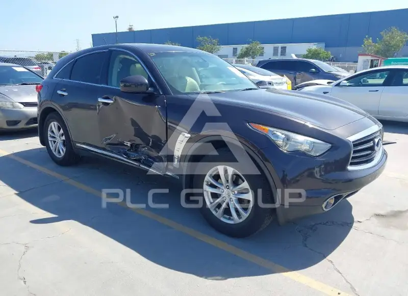 2013 Infinity FX37 photo