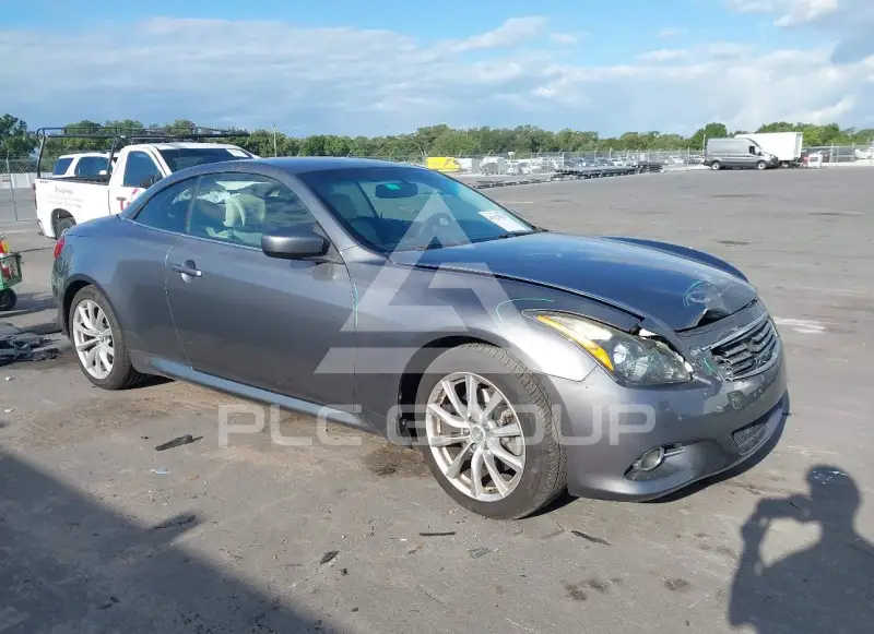 2013 Infinity G37 photo